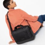 Acton CNNCT Coat Eastpak 4N244278Shoulder Bags - Image 2