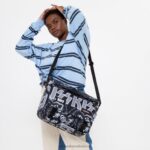 Delegate + Kiss Grunge Ultra Marine Eastpak 4N244274Shoulder Bags - Image 6