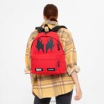 Padded Pak'r Kiss Red Eastpak 4N2445Backpacks - Image 5