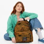 Padded Pak'r Ng Giraffe Eastpak 4N24420Backpacks - Image 6