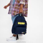 Padded Pak'r Smiley Patch mar Eastpak 4N2446Backpacks - Image 8